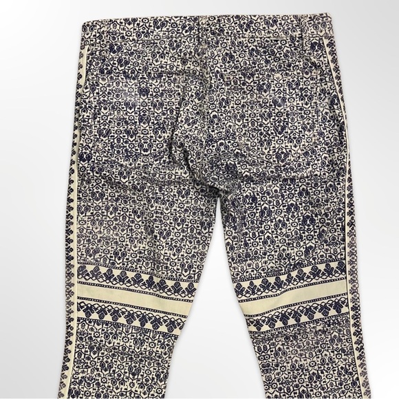 MOTHER Denim Colorblock Looker Shag Skinny Jeans in Blue/White - Picture 2 of 6